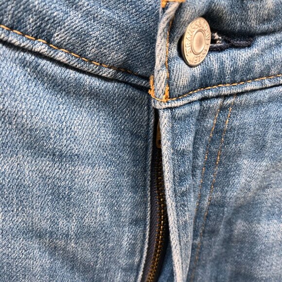 Levi's 726 High Rise Flare Jean Womens 32 Blue Light Wash Ripped Knee Distressed - Picture 5 of 14